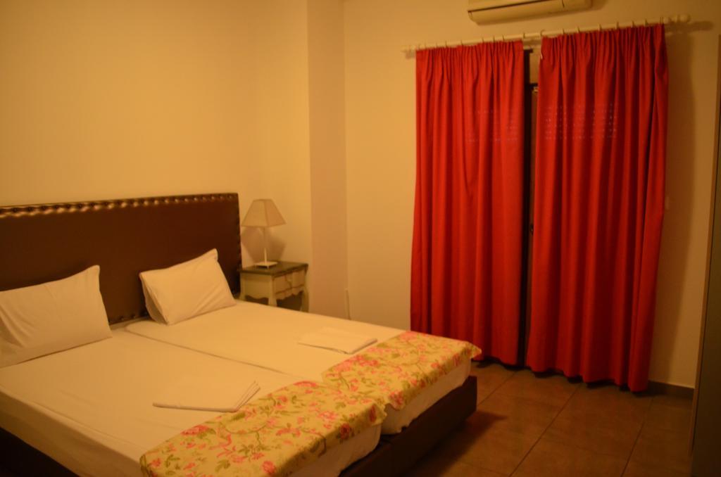 אואוראנואופולי Emmeleia Accommodation By Maria Riga מראה חיצוני תמונה