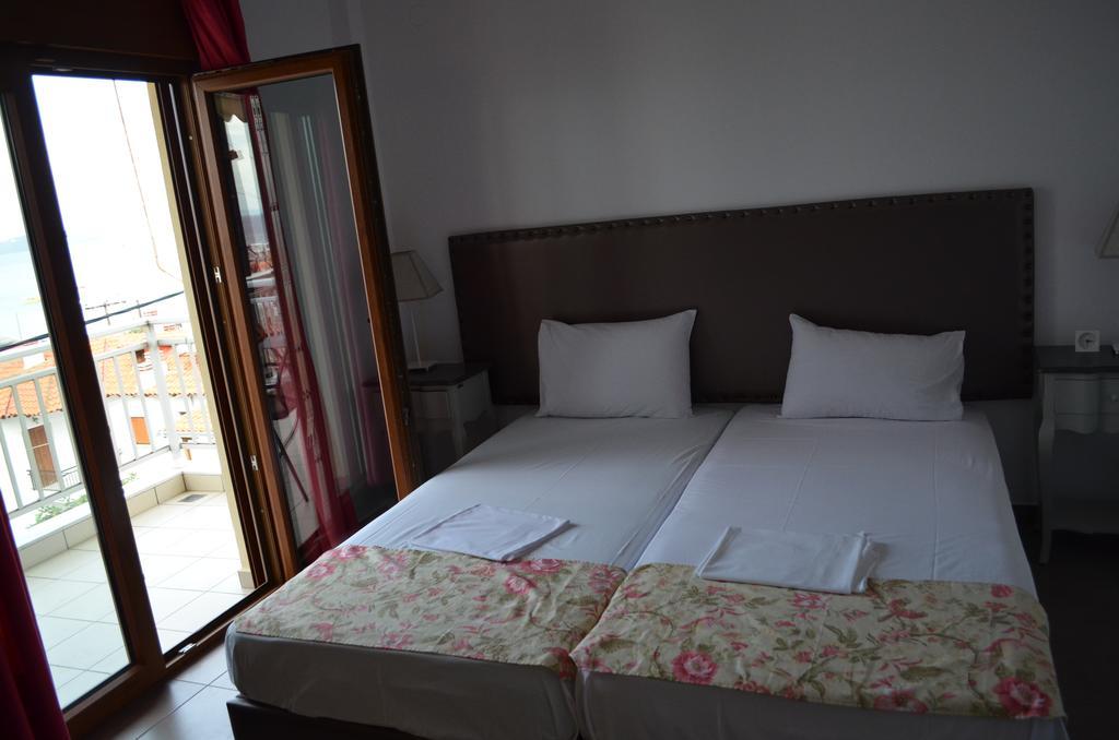 אואוראנואופולי Emmeleia Accommodation By Maria Riga מראה חיצוני תמונה
